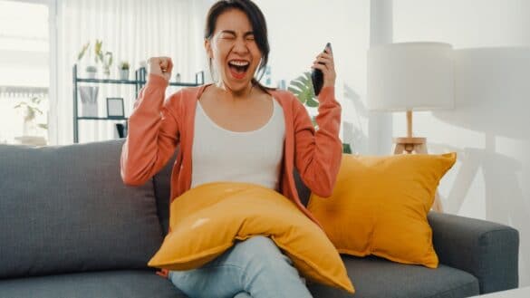 Christian woman Dating and happy