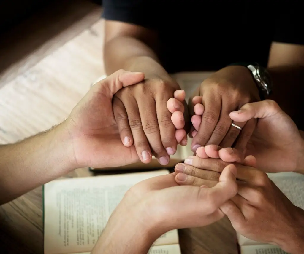 Christians Joins Hands to Pray