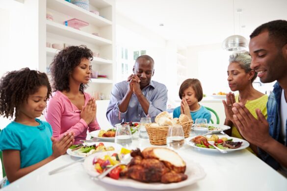Family Praying Together Before meal